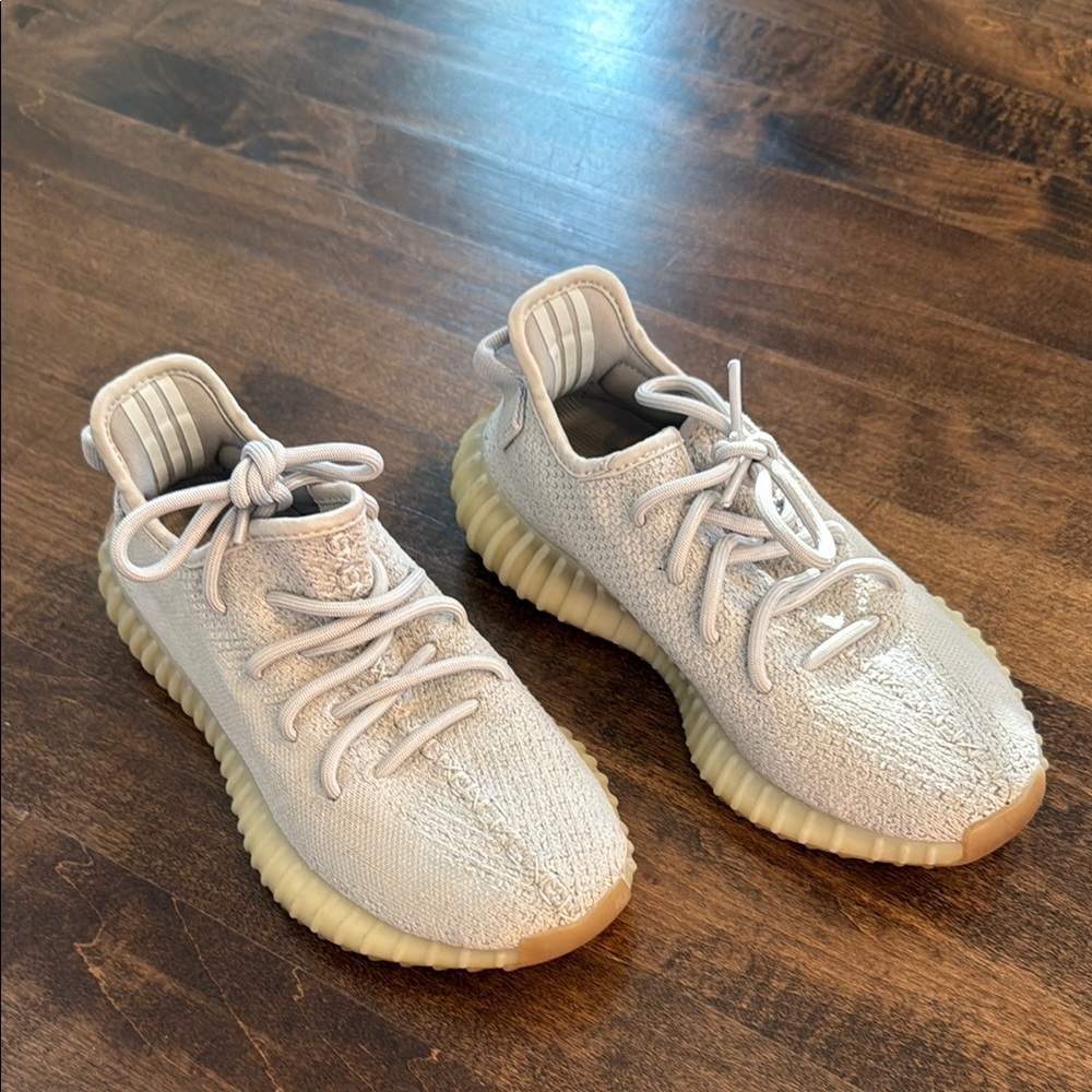 Adidas Men’s Yeezy Boost 350 V2 Sesame shoes size 5